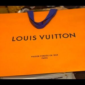 LouiVuitton shopping bag🛍
